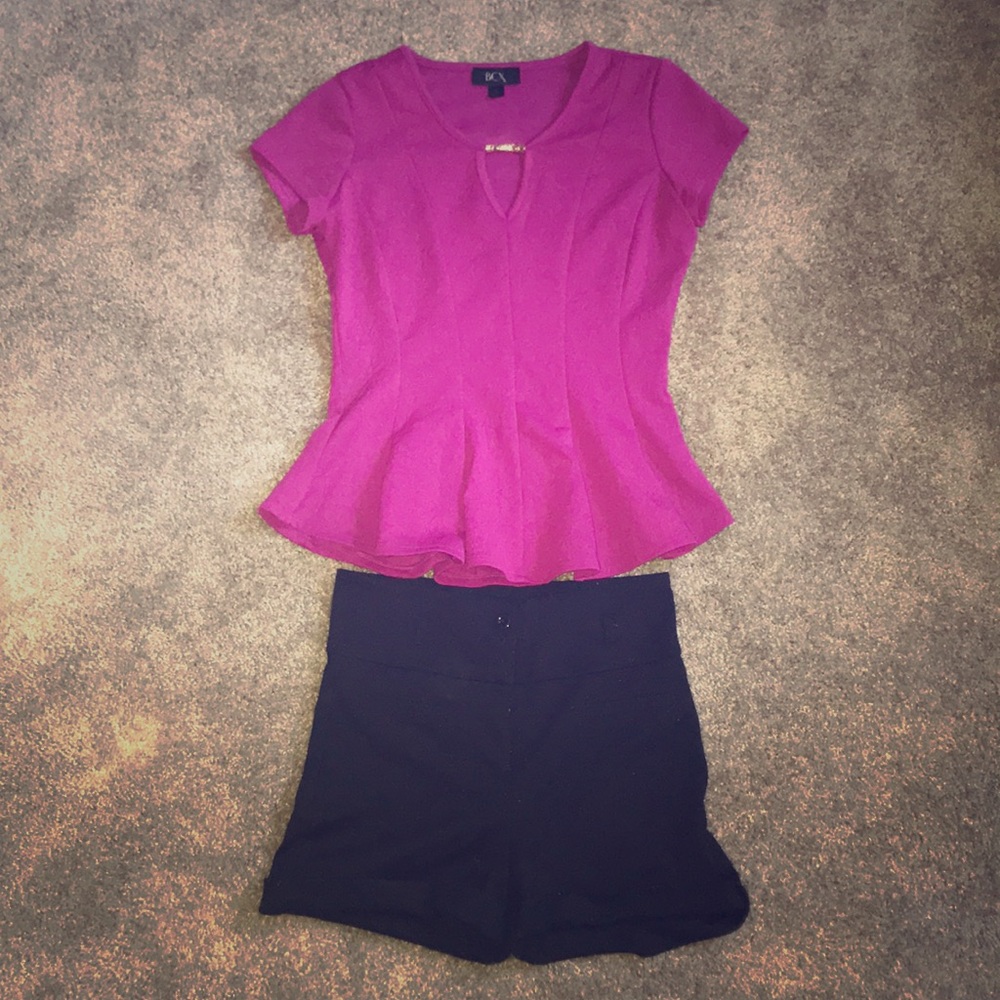 ✴️Outfit as whole!✴️ Pants size Med - Shirt size S